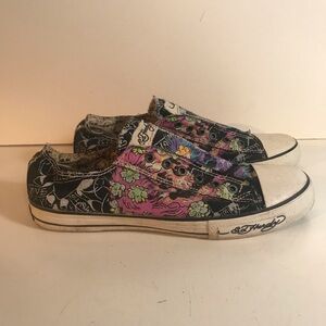 Vintage Ed Hardy Floral Black Green Pink Sneakers 
Size 10